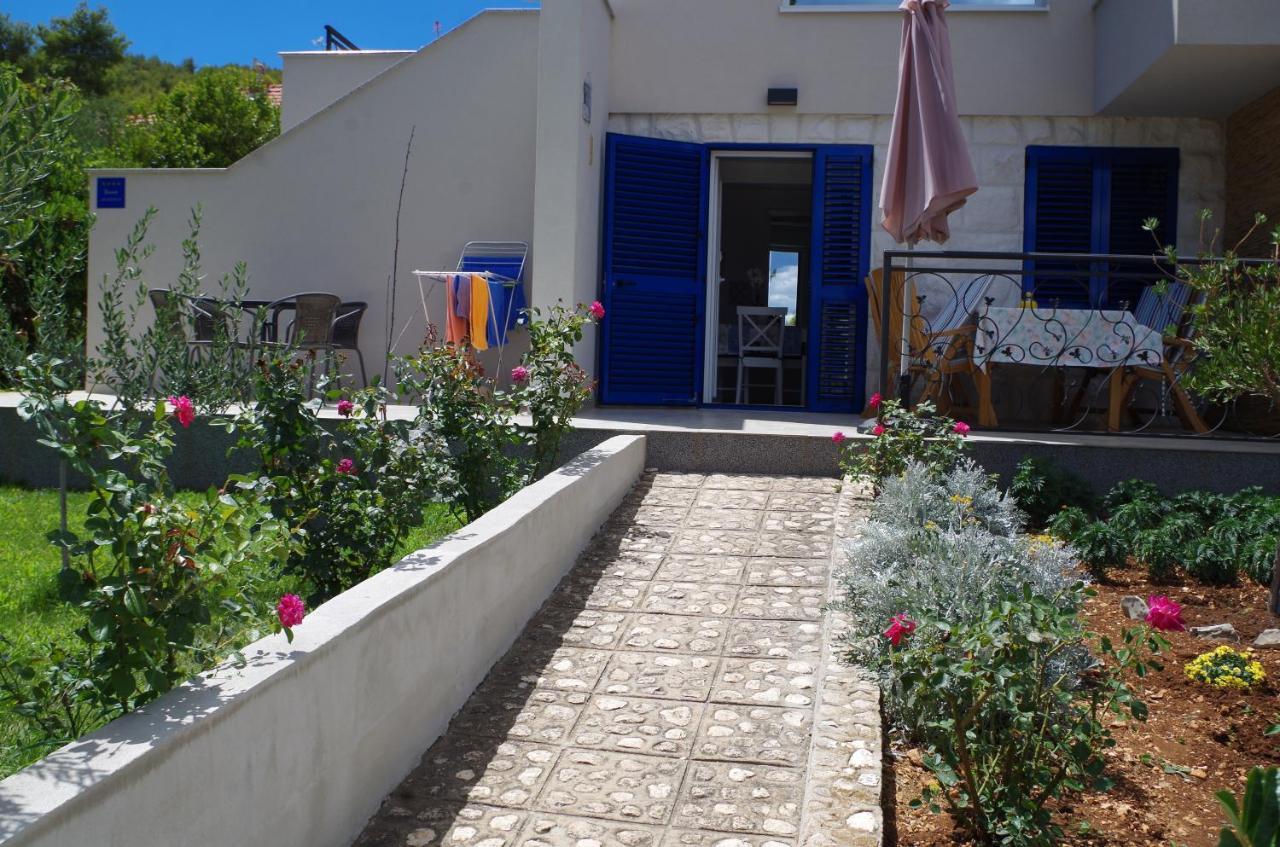 Apartments By The Sea Slatine, Ciovo - 14158 Luaran gambar