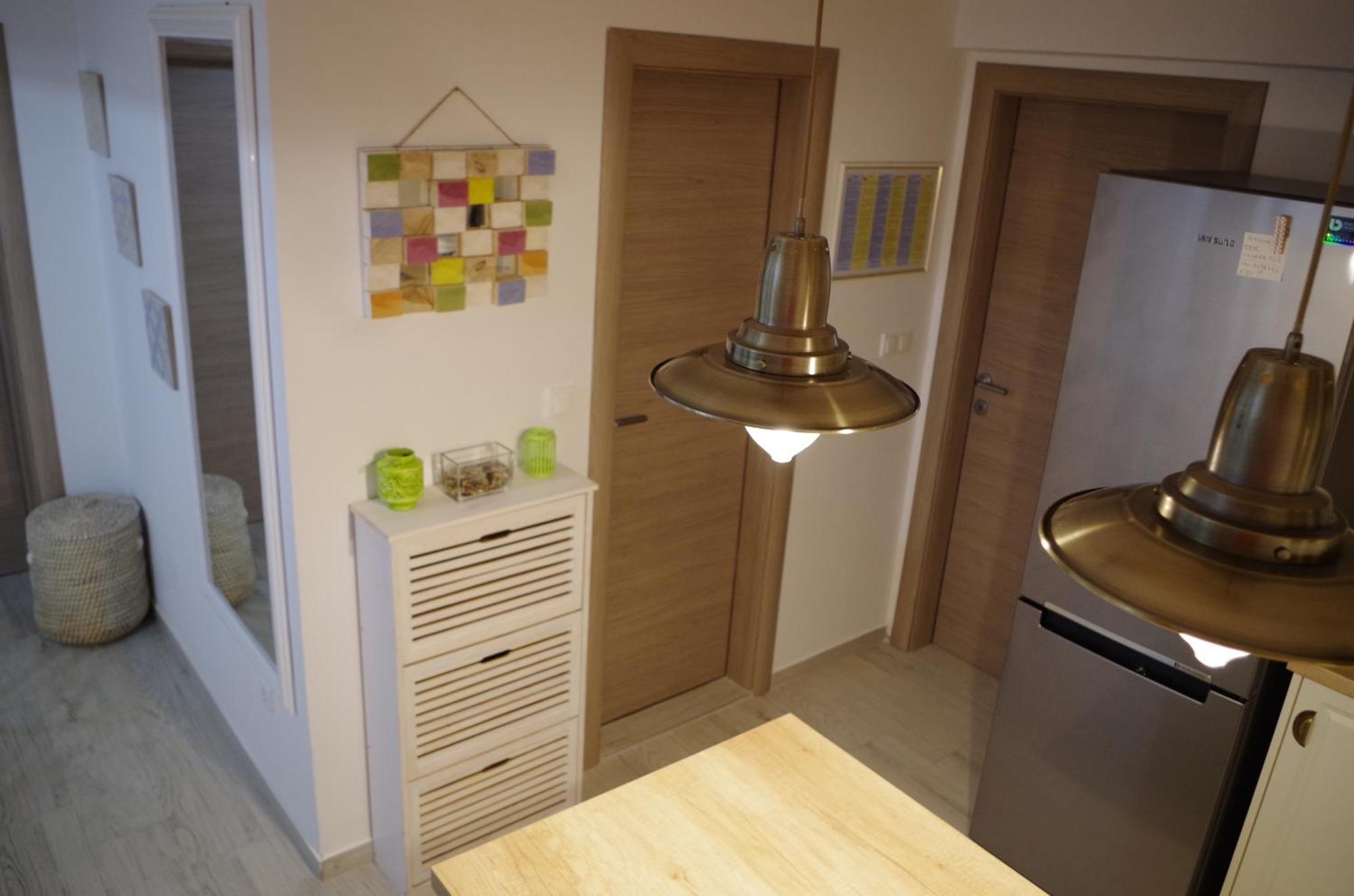 Apartments By The Sea Slatine, Ciovo - 14158 Bilik gambar